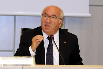 Tavecchio risponde ad Agnelli: “Siamo l’organo che li fa giocare”